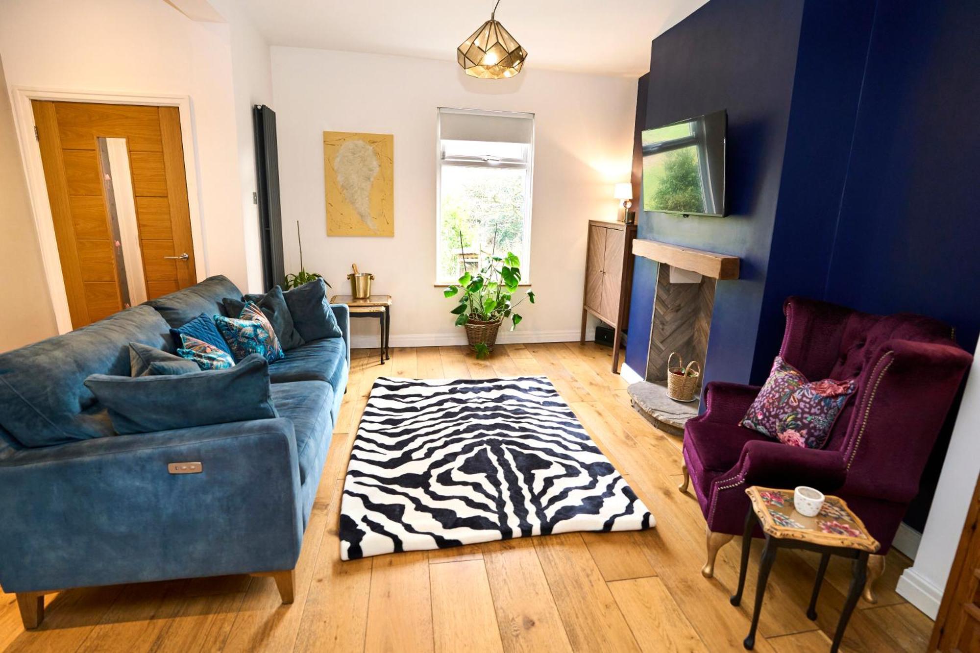 Relaxing With Basement Workspace & Golf Course View Holiday home *