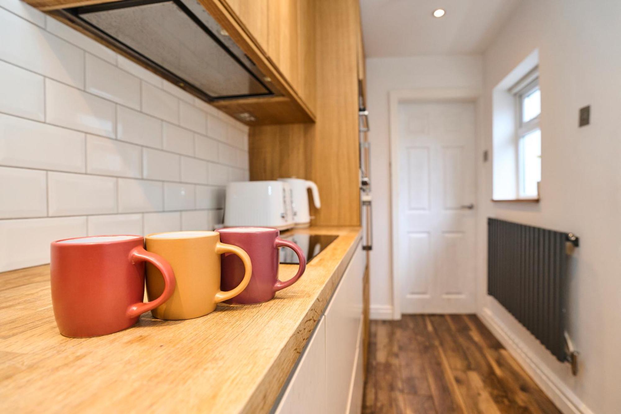 Relaxing With Basement Workspace & Golf Course View Holiday home *